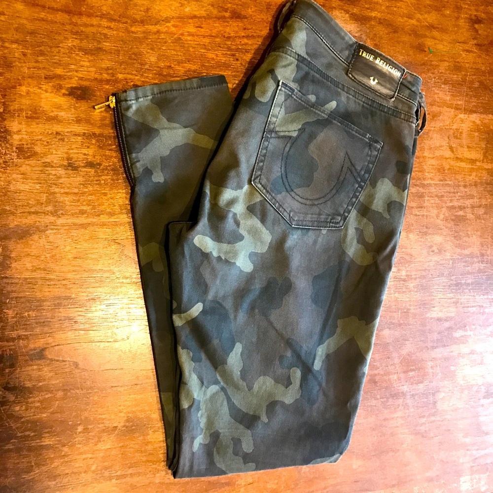 True Religion Jennie curvy skinny camo jeans size 30